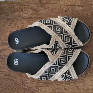 BP Strappy Slides, Aztec Print, Size 8.5
